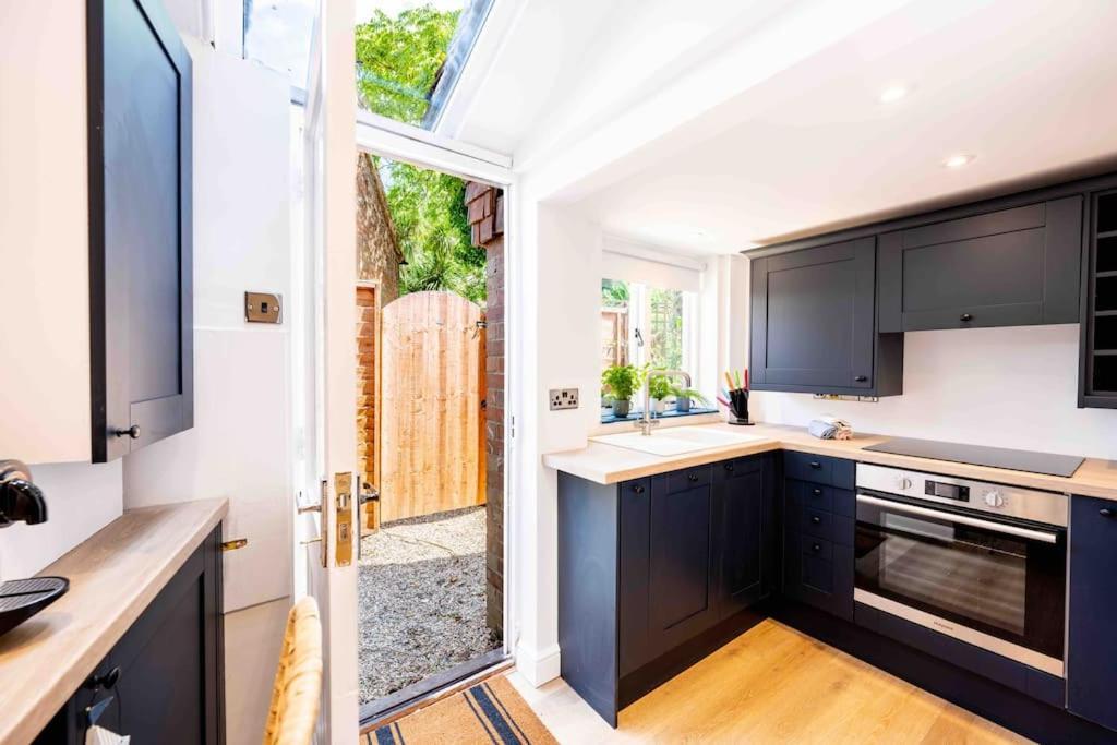 The Lymington Sailor'S Cottage エクステリア 写真